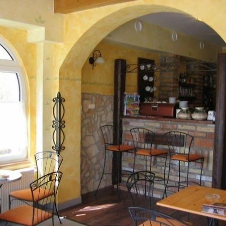 Sziget Hotel&Restaurant Tarján Eksteriør billede